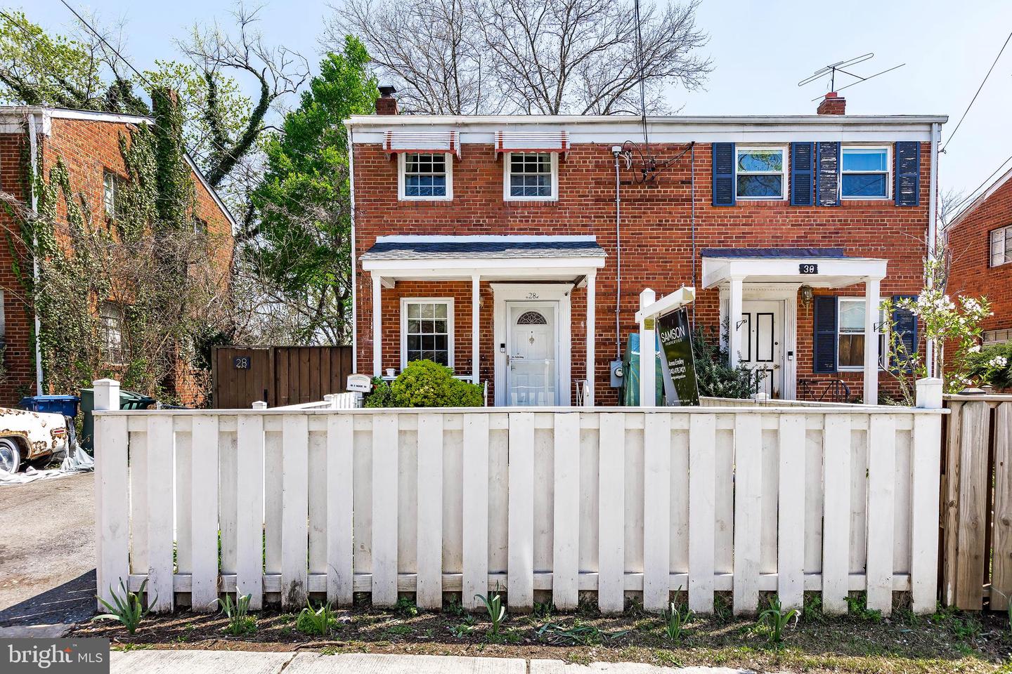 28 S INGRAM ST, ALEXANDRIA, Virginia 22304, 4 Bedrooms Bedrooms, ,3 BathroomsBathrooms,Residential,For sale,28 S INGRAM ST,VAAX2042864 MLS # VAAX2042864