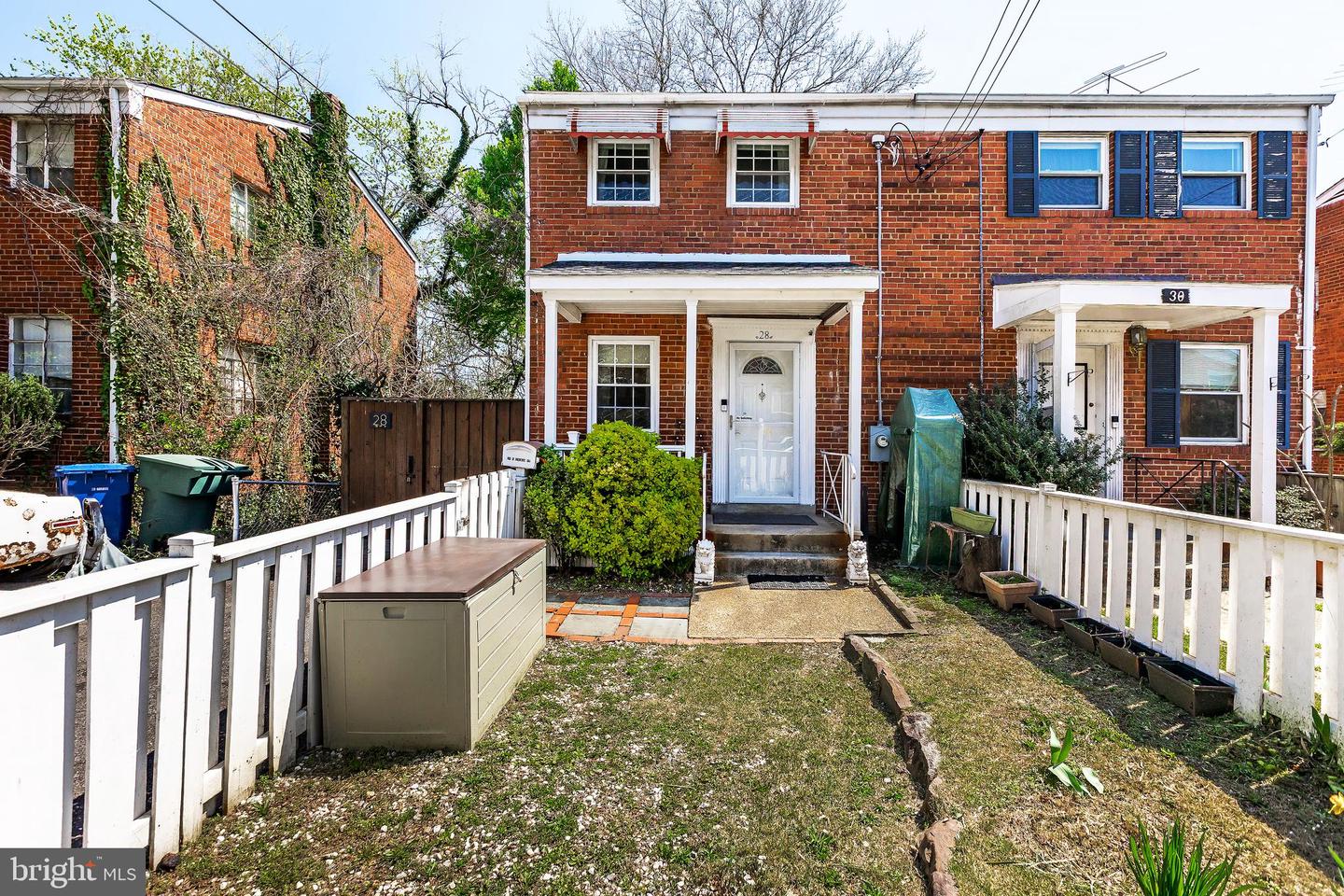 28 S INGRAM ST, ALEXANDRIA, Virginia 22304, 4 Bedrooms Bedrooms, ,3 BathroomsBathrooms,Residential,For sale,28 S INGRAM ST,VAAX2042864 MLS # VAAX2042864