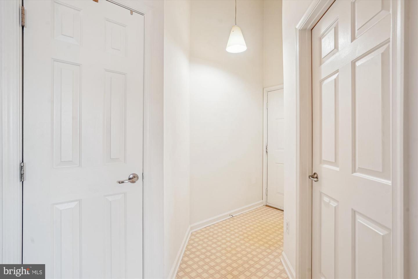 7524 SNOWPEA CT #J, ALEXANDRIA, Virginia 22306, 2 Bedrooms Bedrooms, ,2 BathroomsBathrooms,Residential,For sale,7524 SNOWPEA CT #J,VAFX2237864 MLS # VAFX2237864