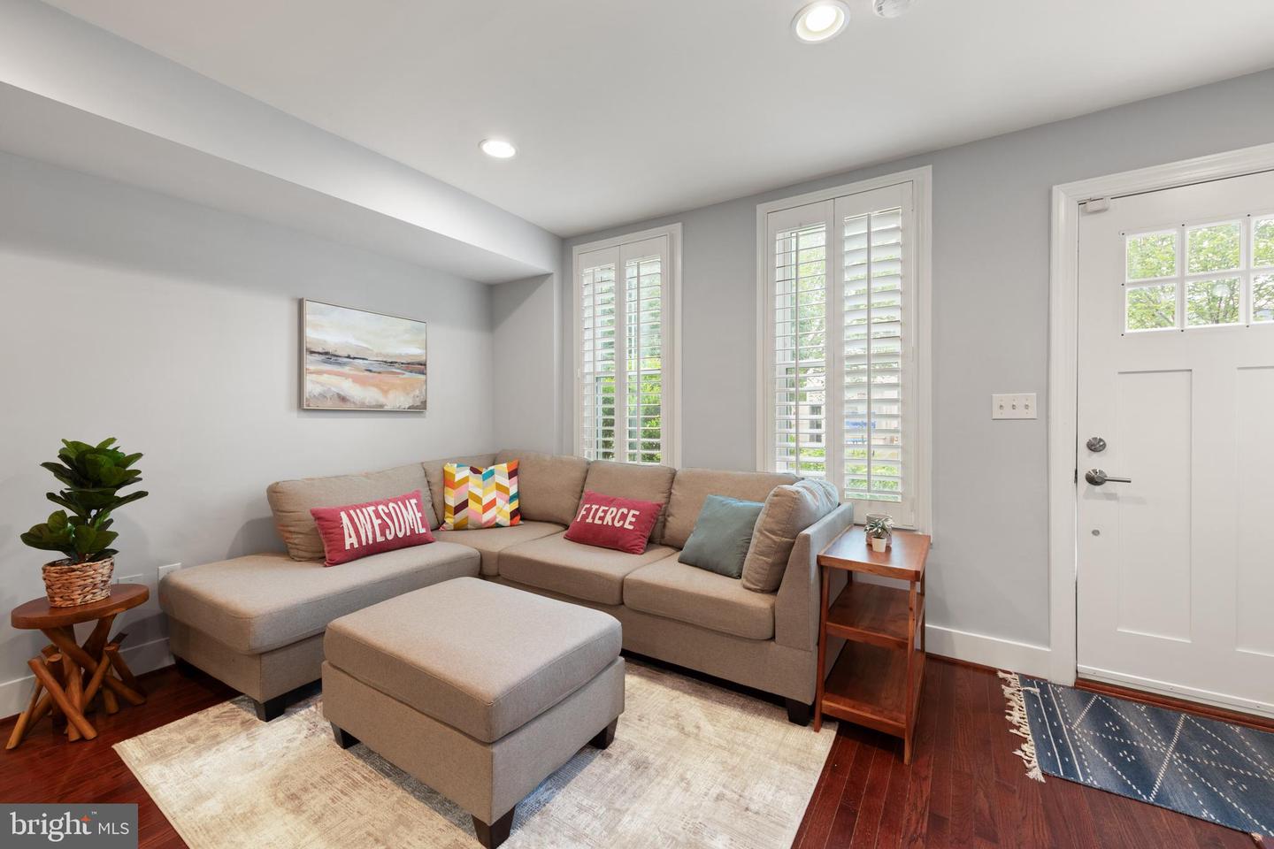 1503 CONSTITUTION AVE NE, WASHINGTON, District Of Columbia 20002, 2 Bedrooms Bedrooms, ,1 BathroomBathrooms,Residential,For sale,1503 CONSTITUTION AVE NE,DCDC2198406 MLS # DCDC2198406
