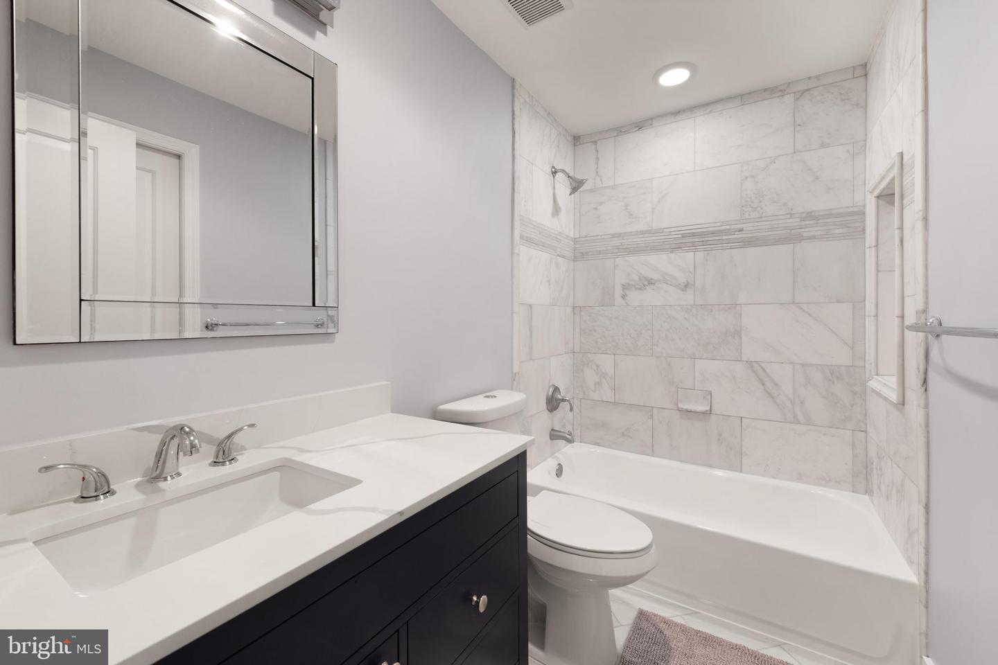 1503 CONSTITUTION AVE NE, WASHINGTON, District Of Columbia 20002, 2 Bedrooms Bedrooms, ,1 BathroomBathrooms,Residential,For sale,1503 CONSTITUTION AVE NE,DCDC2198406 MLS # DCDC2198406