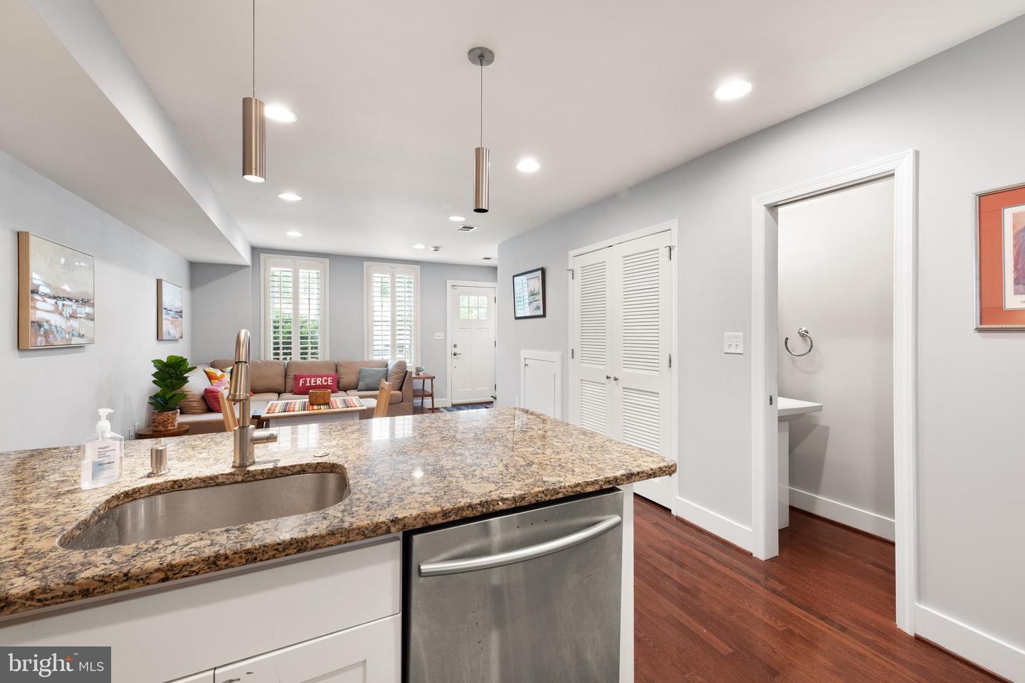 1503 CONSTITUTION AVE NE, WASHINGTON, District Of Columbia 20002, 2 Bedrooms Bedrooms, ,1 BathroomBathrooms,Residential,For sale,1503 CONSTITUTION AVE NE,DCDC2198406 MLS # DCDC2198406