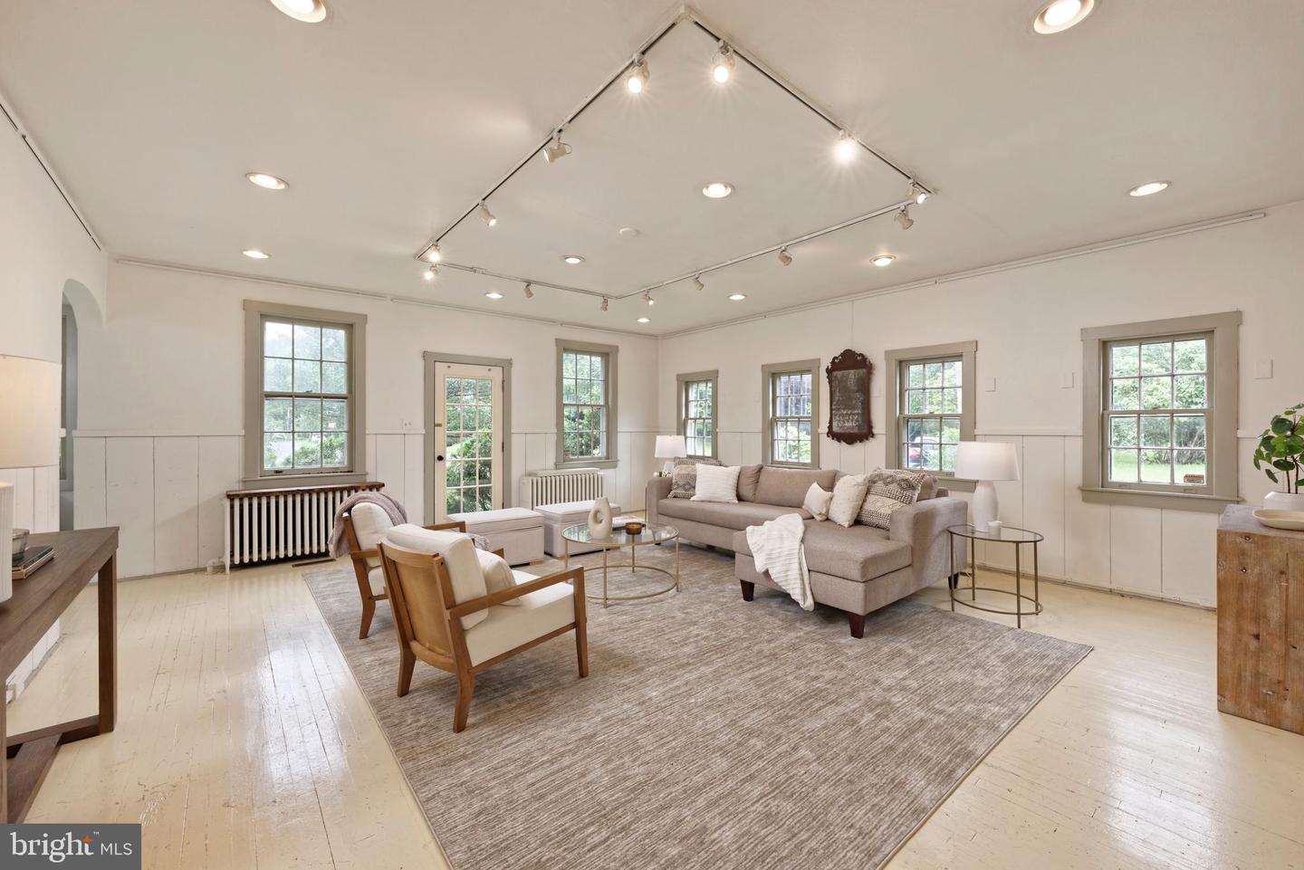 698 & 694 FEDERAL ST, PARIS, Virginia 20130, 2 Bedrooms Bedrooms, ,1 BathroomBathrooms,Residential,For sale,698 & 694 FEDERAL ST,VAFQ2016574 MLS # VAFQ2016574