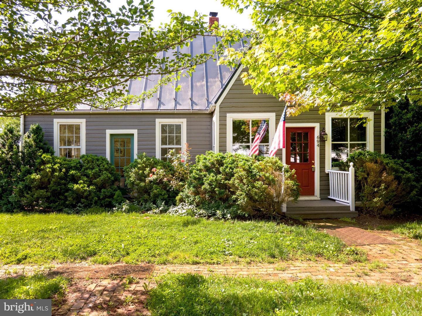 698 & 694 FEDERAL ST, PARIS, Virginia 20130, 2 Bedrooms Bedrooms, ,1 BathroomBathrooms,Residential,For sale,698 & 694 FEDERAL ST,VAFQ2016574 MLS # VAFQ2016574