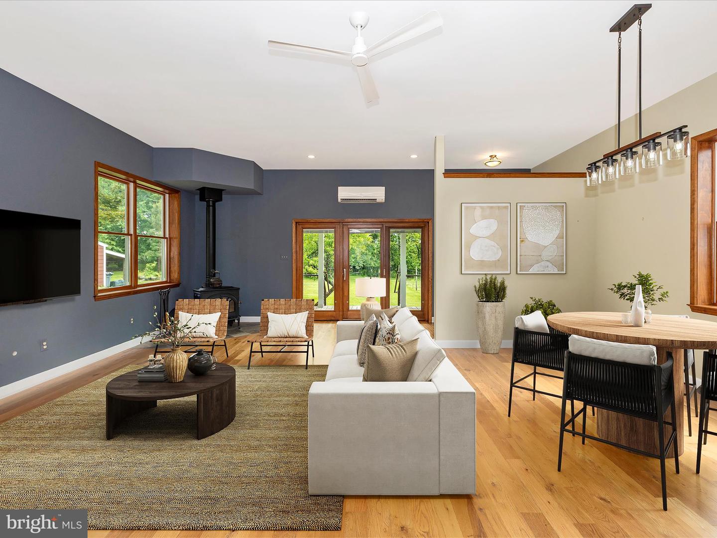 40625 TANKERVILLE RD, LOVETTSVILLE, Virginia 20180, 5 Bedrooms Bedrooms, ,3 BathroomsBathrooms,Residential,For sale,40625 TANKERVILLE RD,VALO2096120 MLS # VALO2096120