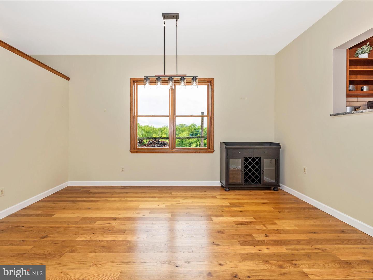 40625 TANKERVILLE RD, LOVETTSVILLE, Virginia 20180, 5 Bedrooms Bedrooms, ,3 BathroomsBathrooms,Residential,For sale,40625 TANKERVILLE RD,VALO2096120 MLS # VALO2096120