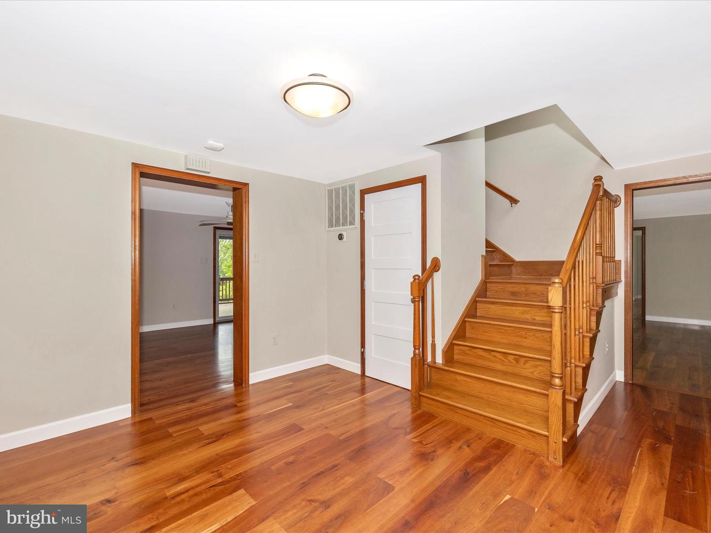 40625 TANKERVILLE RD, LOVETTSVILLE, Virginia 20180, 5 Bedrooms Bedrooms, ,3 BathroomsBathrooms,Residential,For sale,40625 TANKERVILLE RD,VALO2096120 MLS # VALO2096120