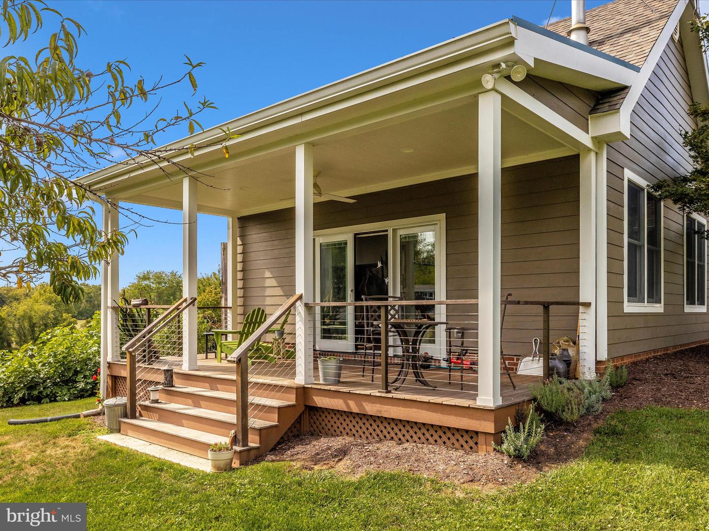 40625 TANKERVILLE RD, LOVETTSVILLE, Virginia 20180, 5 Bedrooms Bedrooms, ,3 BathroomsBathrooms,Residential,For sale,40625 TANKERVILLE RD,VALO2096120 MLS # VALO2096120