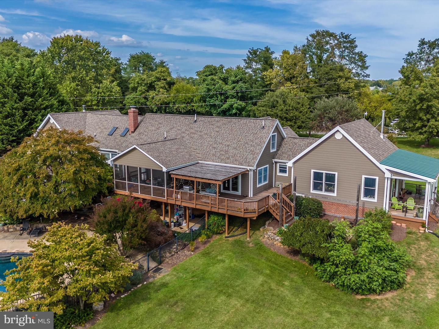 40625 TANKERVILLE RD, LOVETTSVILLE, Virginia 20180, 5 Bedrooms Bedrooms, ,3 BathroomsBathrooms,Residential,For sale,40625 TANKERVILLE RD,VALO2096120 MLS # VALO2096120