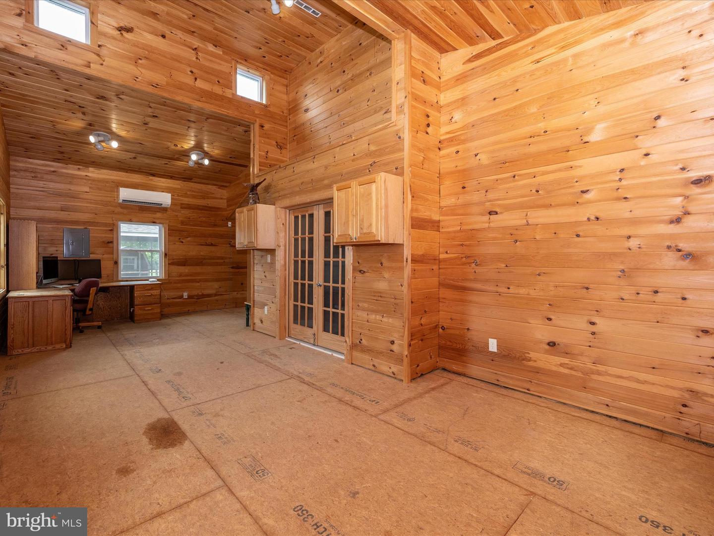 40625 TANKERVILLE RD, LOVETTSVILLE, Virginia 20180, 5 Bedrooms Bedrooms, ,3 BathroomsBathrooms,Residential,For sale,40625 TANKERVILLE RD,VALO2096120 MLS # VALO2096120