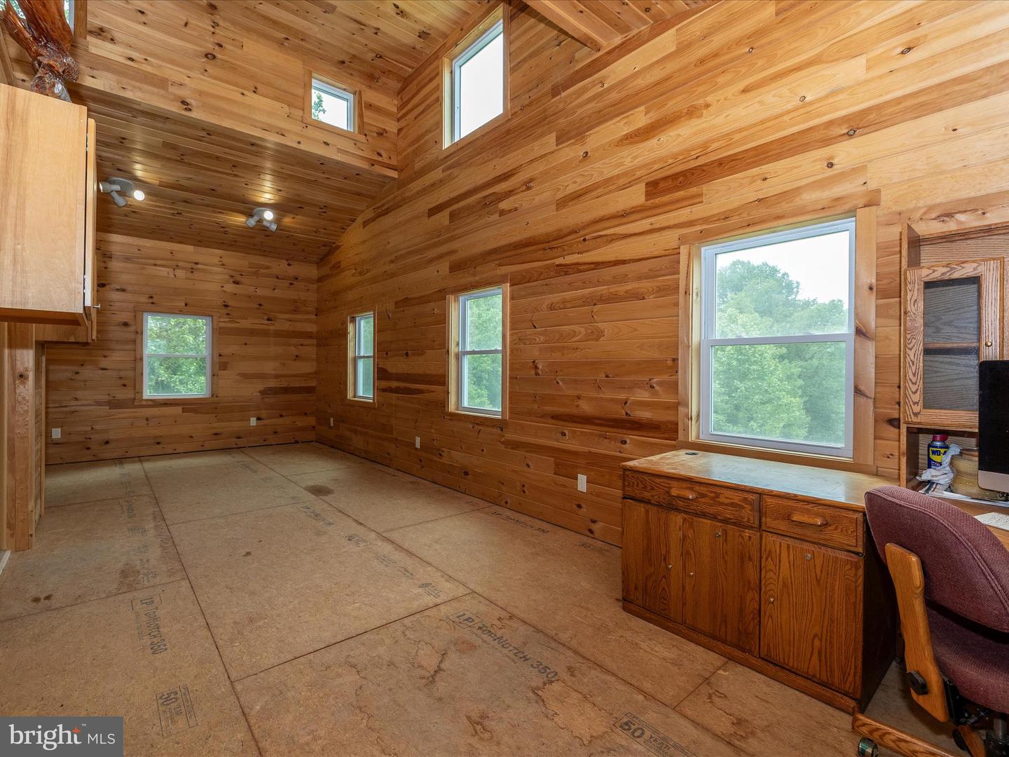 40625 TANKERVILLE RD, LOVETTSVILLE, Virginia 20180, 5 Bedrooms Bedrooms, ,3 BathroomsBathrooms,Residential,For sale,40625 TANKERVILLE RD,VALO2096120 MLS # VALO2096120