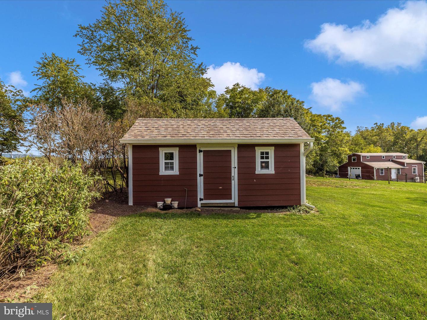 40625 TANKERVILLE RD, LOVETTSVILLE, Virginia 20180, 5 Bedrooms Bedrooms, ,3 BathroomsBathrooms,Residential,For sale,40625 TANKERVILLE RD,VALO2096120 MLS # VALO2096120