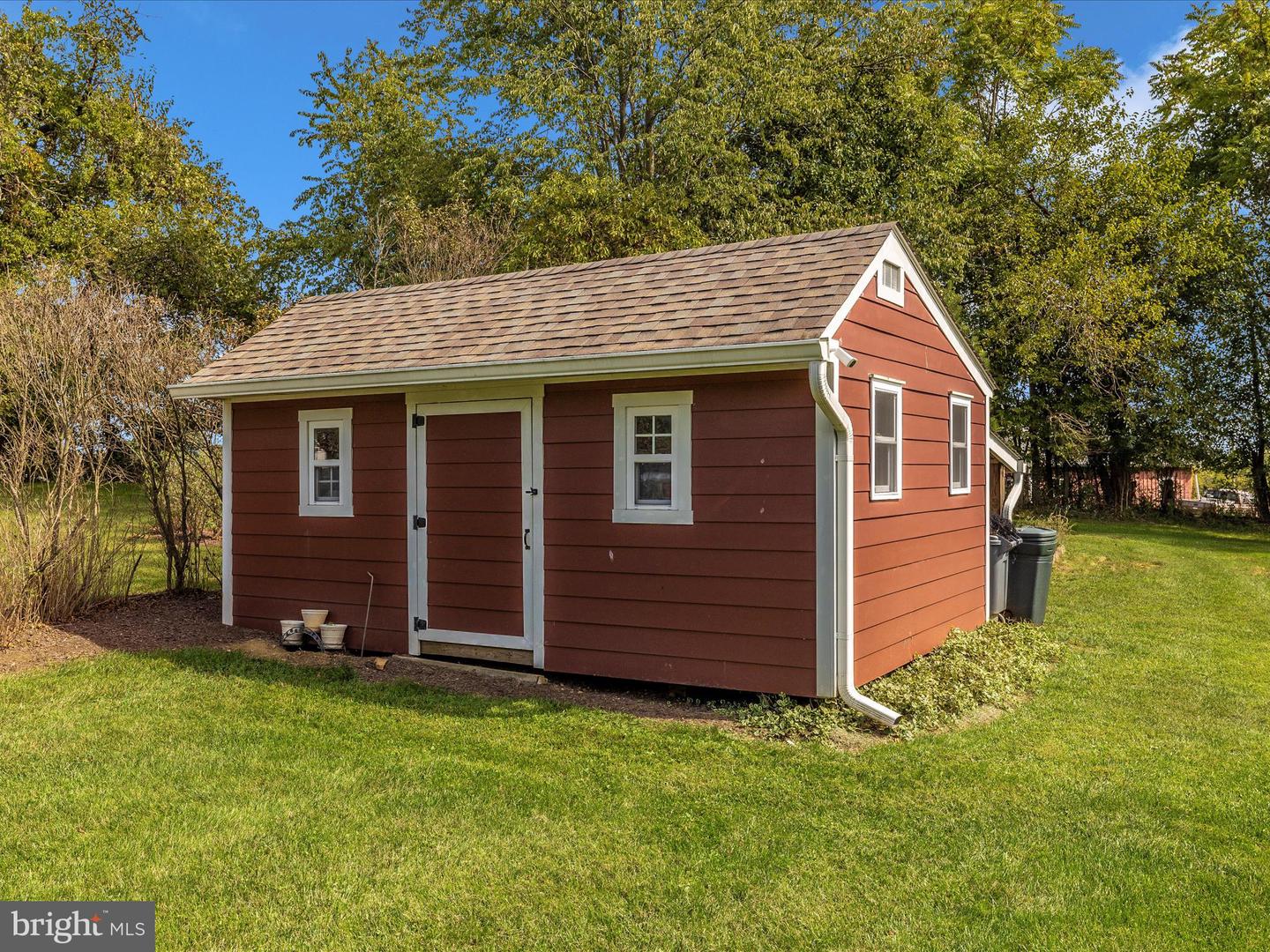 40625 TANKERVILLE RD, LOVETTSVILLE, Virginia 20180, 5 Bedrooms Bedrooms, ,3 BathroomsBathrooms,Residential,For sale,40625 TANKERVILLE RD,VALO2096120 MLS # VALO2096120