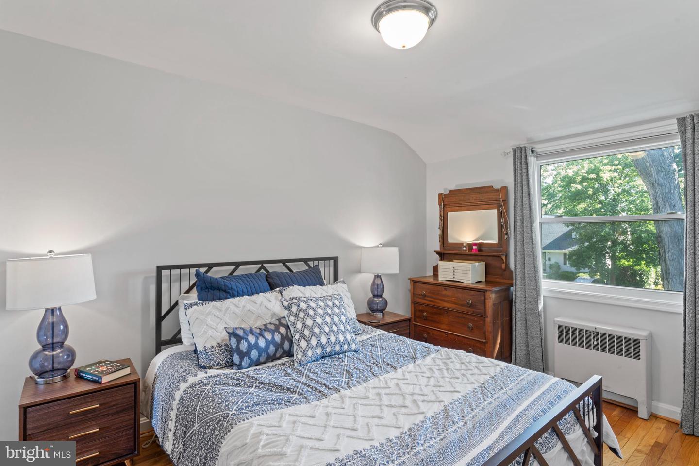 1502 DOGWOOD DR, ALEXANDRIA, Virginia 22302, 3 Bedrooms Bedrooms, ,1 BathroomBathrooms,Residential,For sale,1502 DOGWOOD DR,VAAX2045264 MLS # VAAX2045264