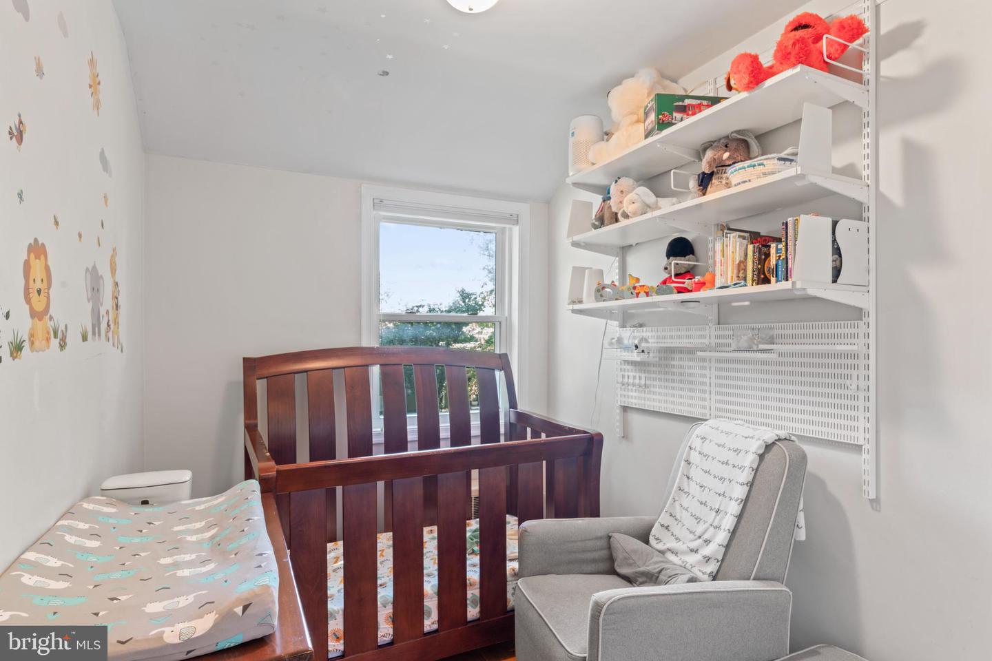 1502 DOGWOOD DR, ALEXANDRIA, Virginia 22302, 3 Bedrooms Bedrooms, ,1 BathroomBathrooms,Residential,For sale,1502 DOGWOOD DR,VAAX2045264 MLS # VAAX2045264