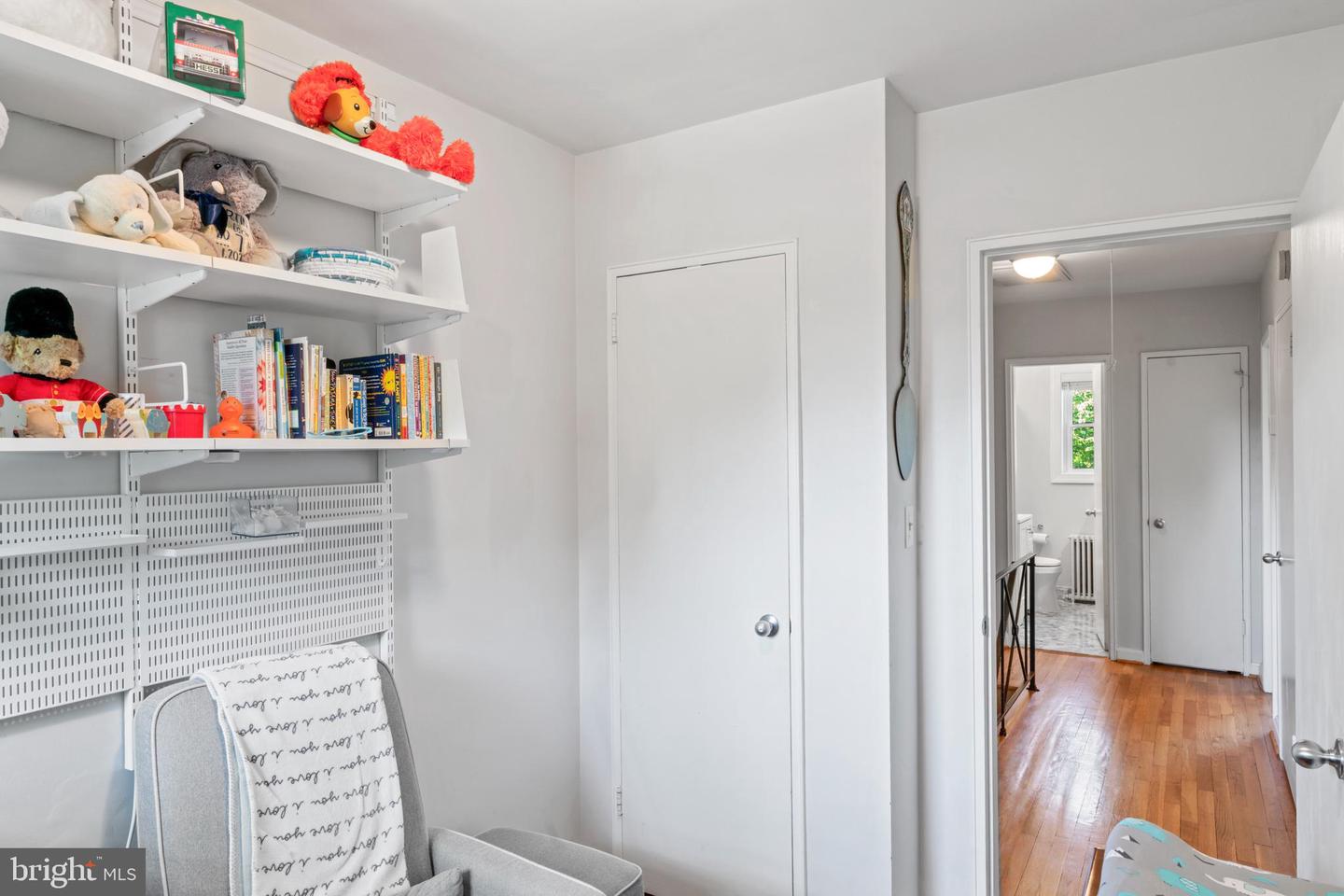 1502 DOGWOOD DR, ALEXANDRIA, Virginia 22302, 3 Bedrooms Bedrooms, ,1 BathroomBathrooms,Residential,For sale,1502 DOGWOOD DR,VAAX2045264 MLS # VAAX2045264