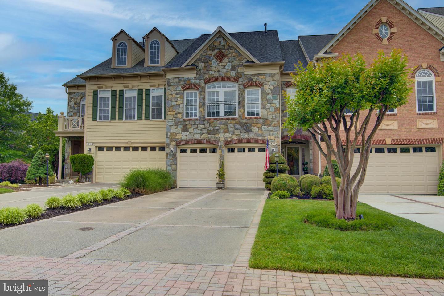 18302 BUCCANEER TER, LEESBURG, Virginia 20176, 4 Bedrooms Bedrooms, ,4 BathroomsBathrooms,Residential,For sale,18302 BUCCANEER TER,VALO2096058 MLS # VALO2096058
