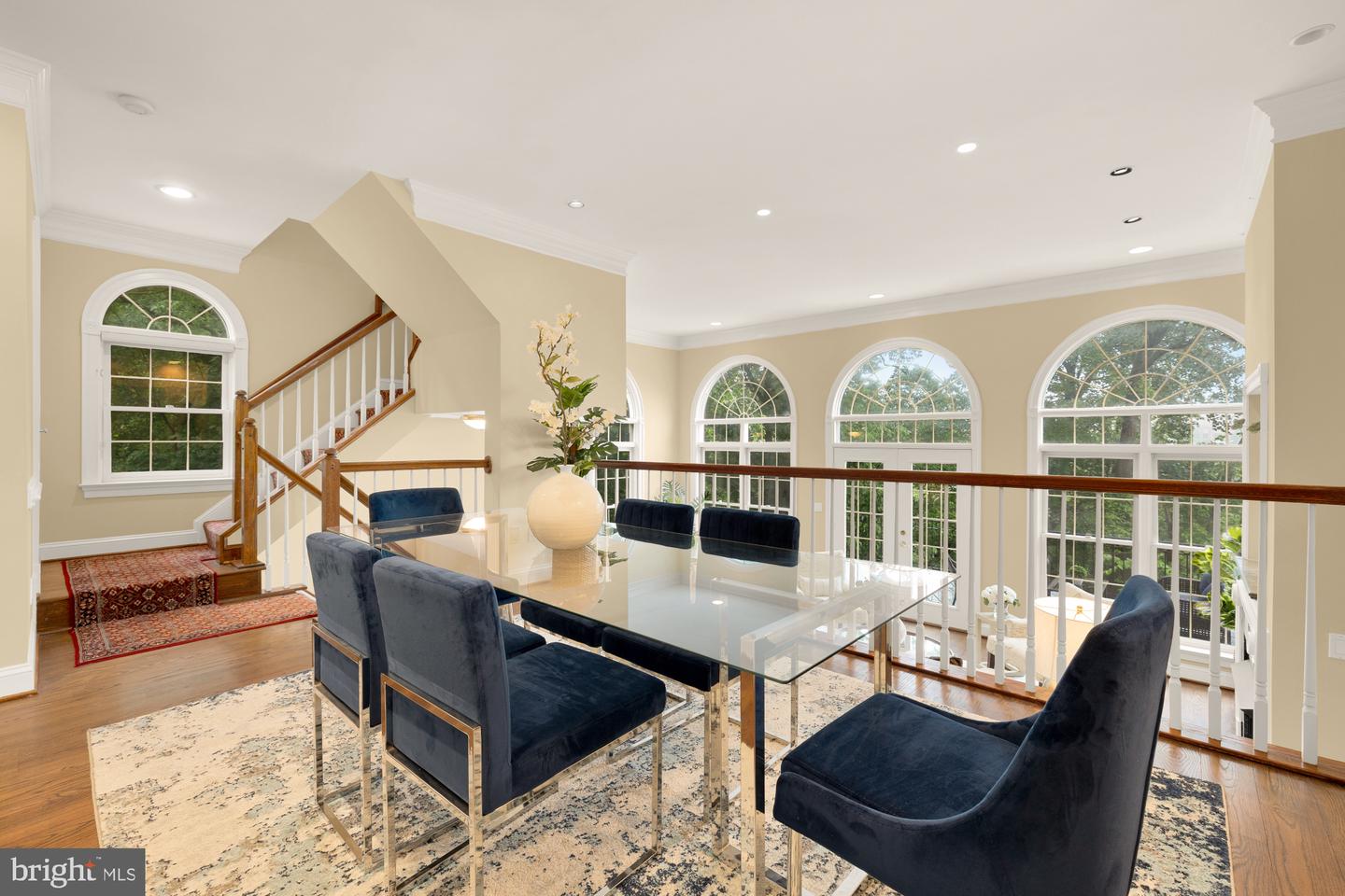 2221 N OAK CT, ARLINGTON, Virginia 22209, 3 Bedrooms Bedrooms, ,3 BathroomsBathrooms,Residential,For sale,2221 N OAK CT,VAAR2057588 MLS # VAAR2057588