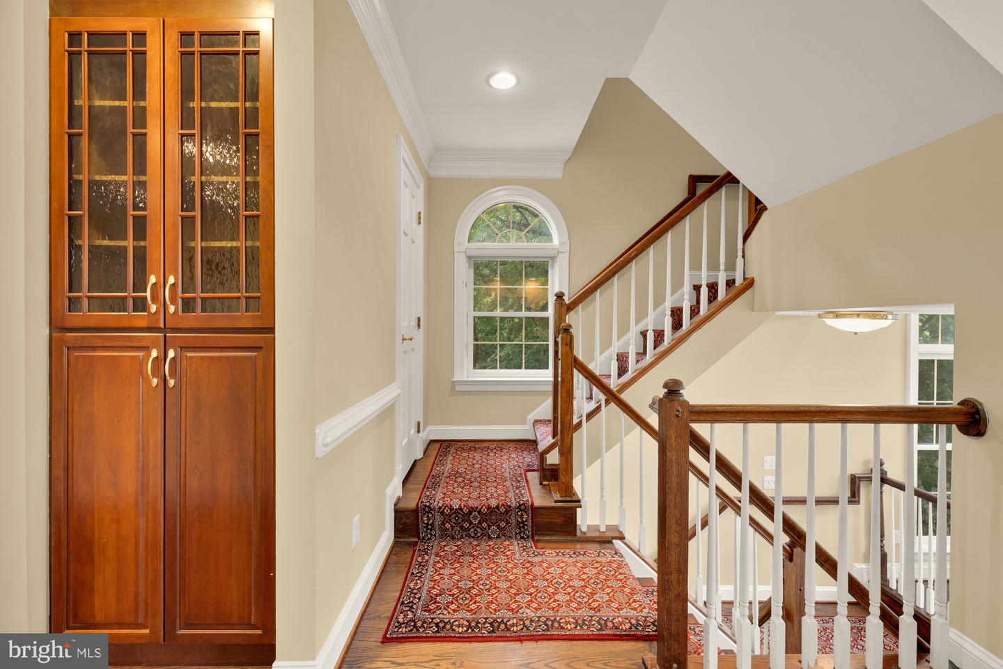 2221 N OAK CT, ARLINGTON, Virginia 22209, 3 Bedrooms Bedrooms, ,3 BathroomsBathrooms,Residential,For sale,2221 N OAK CT,VAAR2057588 MLS # VAAR2057588