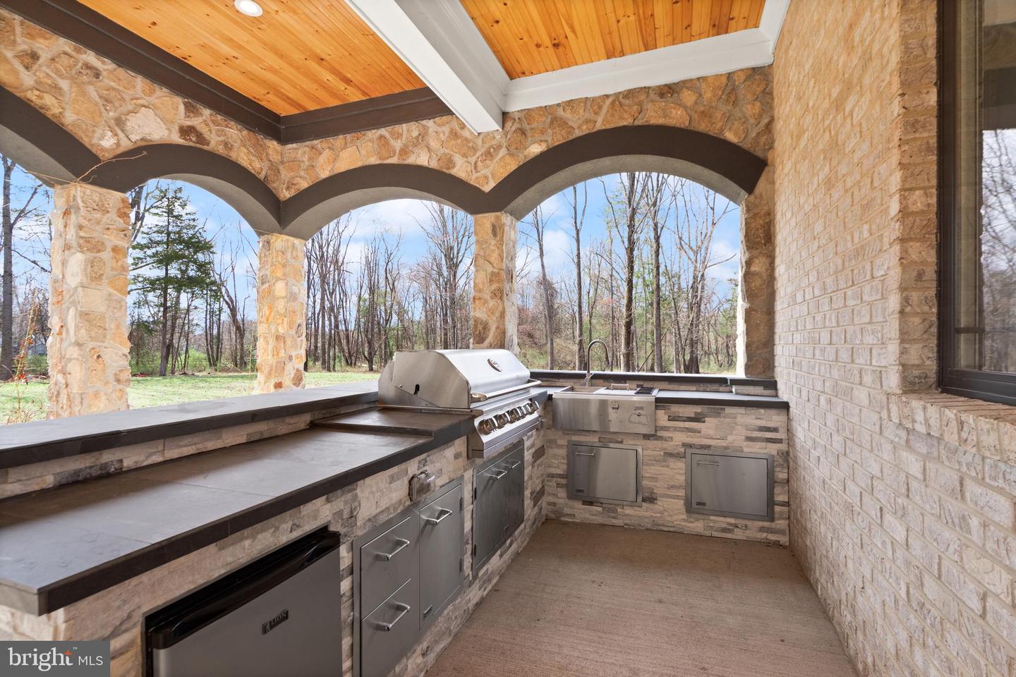 11721 PLANTATION DR, GREAT FALLS, Virginia 22066, 6 Bedrooms Bedrooms, ,8 BathroomsBathrooms,Residential,For sale,11721 PLANTATION DR,VAFX2241544 MLS # VAFX2241544
