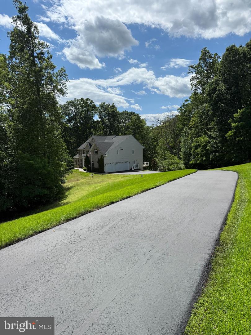 129 SENTINEL RIDGE LN, STAFFORD, Virginia 22554, 4 Bedrooms Bedrooms, 16 Rooms Rooms,4 BathroomsBathrooms,Residential,For sale,129 SENTINEL RIDGE LN,VAST2038916 MLS # VAST2038916