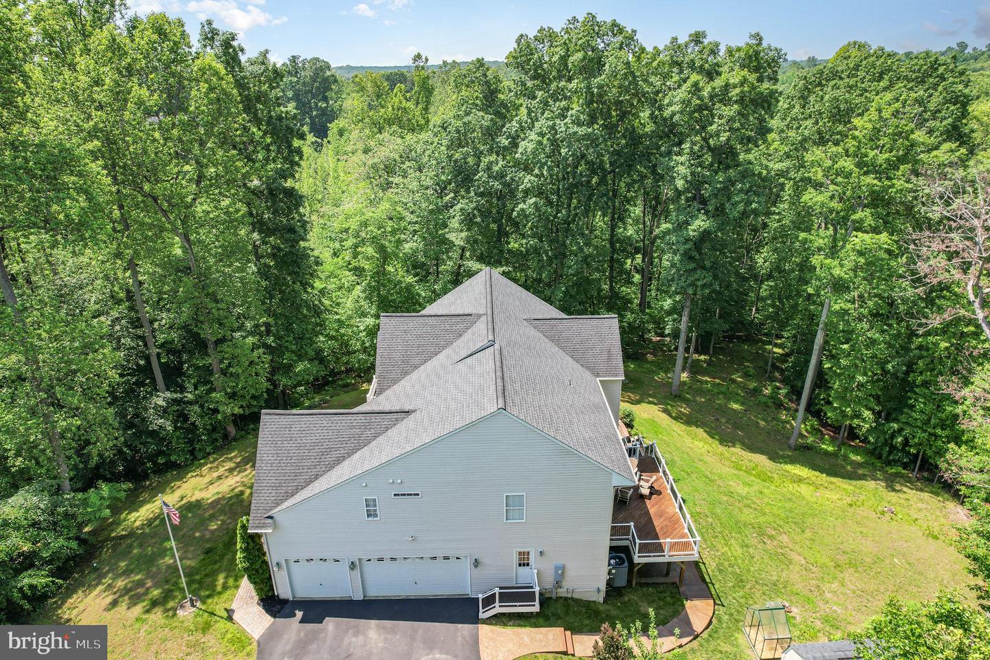 129 SENTINEL RIDGE LN, STAFFORD, Virginia 22554, 4 Bedrooms Bedrooms, 16 Rooms Rooms,4 BathroomsBathrooms,Residential,For sale,129 SENTINEL RIDGE LN,VAST2038916 MLS # VAST2038916