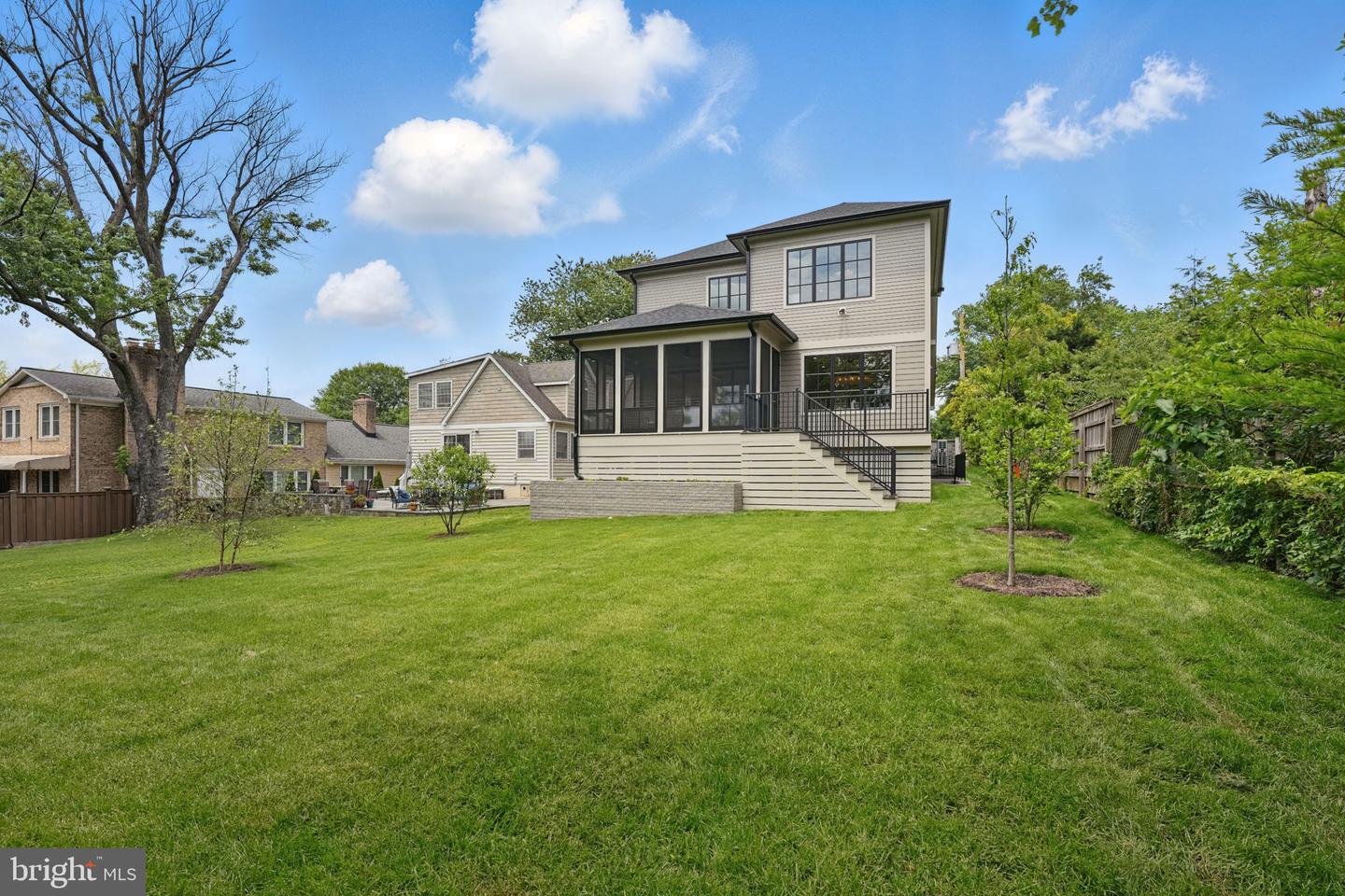4610 17TH ST N, ARLINGTON, Virginia 22207, 5 Bedrooms Bedrooms, ,5 BathroomsBathrooms,Residential,For sale,4610 17TH ST N,VAAR2057578 MLS # VAAR2057578