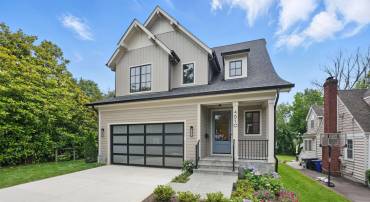 4610 17TH ST N, ARLINGTON, Virginia 22207, 5 Bedrooms Bedrooms, ,5 BathroomsBathrooms,Residential,For sale,4610 17TH ST N,VAAR2057578 MLS # VAAR2057578