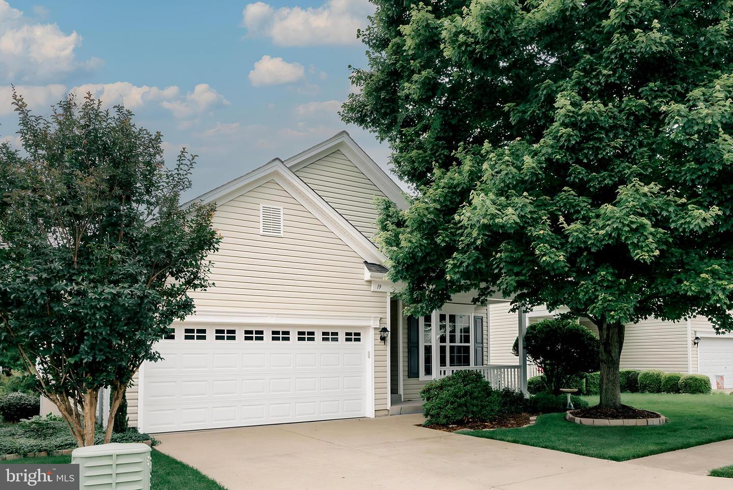 19 HANOVER CT, FREDERICKSBURG, Virginia 22406, 3 Bedrooms Bedrooms, ,3 BathroomsBathrooms,Residential,For sale,19 HANOVER CT,VAST2038936 MLS # VAST2038936