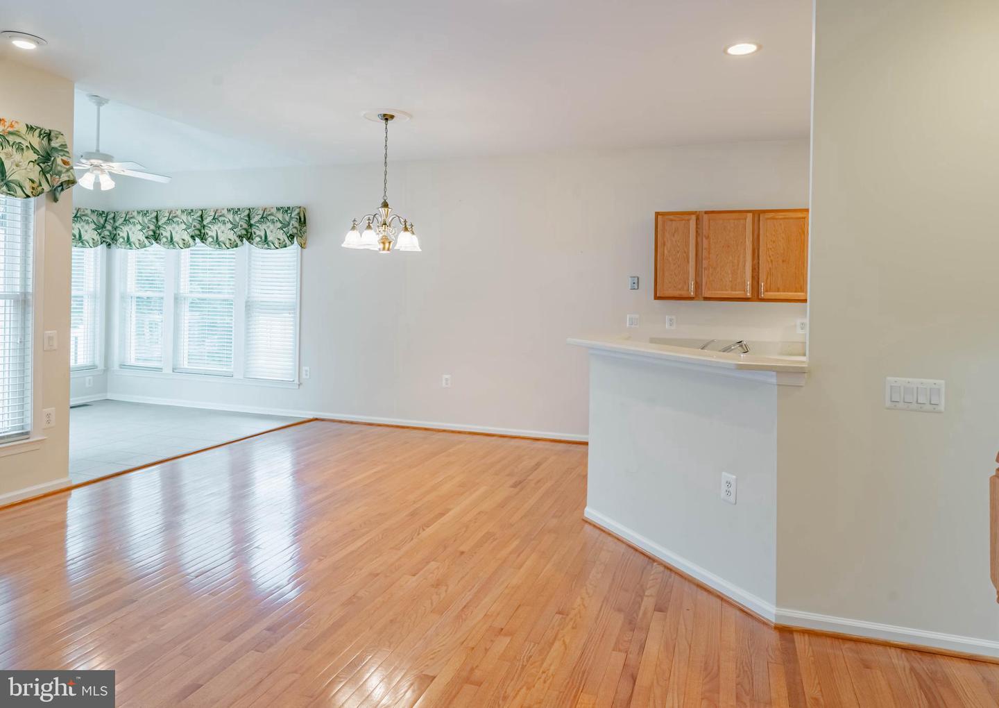 19 HANOVER CT, FREDERICKSBURG, Virginia 22406, 3 Bedrooms Bedrooms, ,3 BathroomsBathrooms,Residential,For sale,19 HANOVER CT,VAST2038936 MLS # VAST2038936