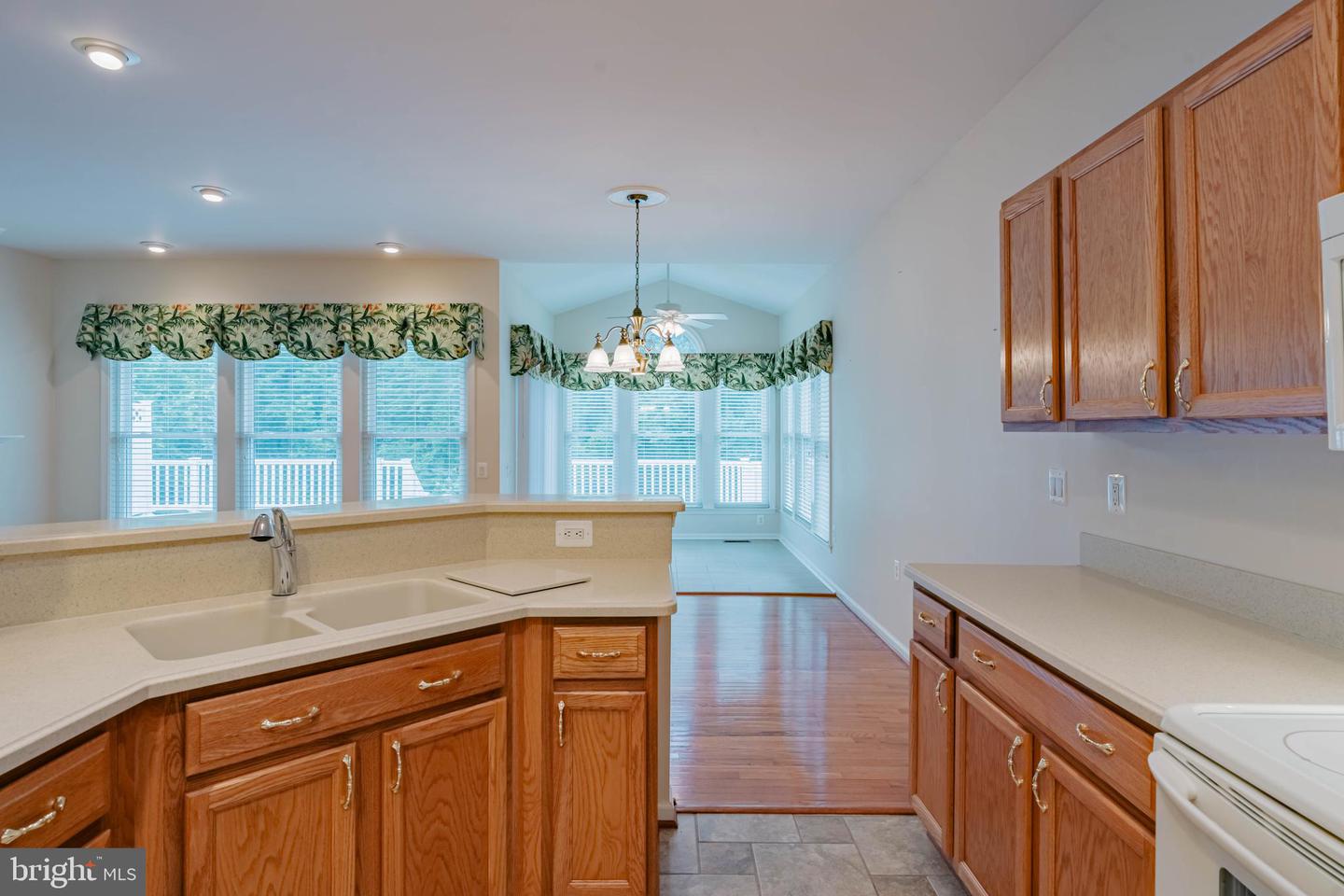 19 HANOVER CT, FREDERICKSBURG, Virginia 22406, 3 Bedrooms Bedrooms, ,3 BathroomsBathrooms,Residential,For sale,19 HANOVER CT,VAST2038936 MLS # VAST2038936