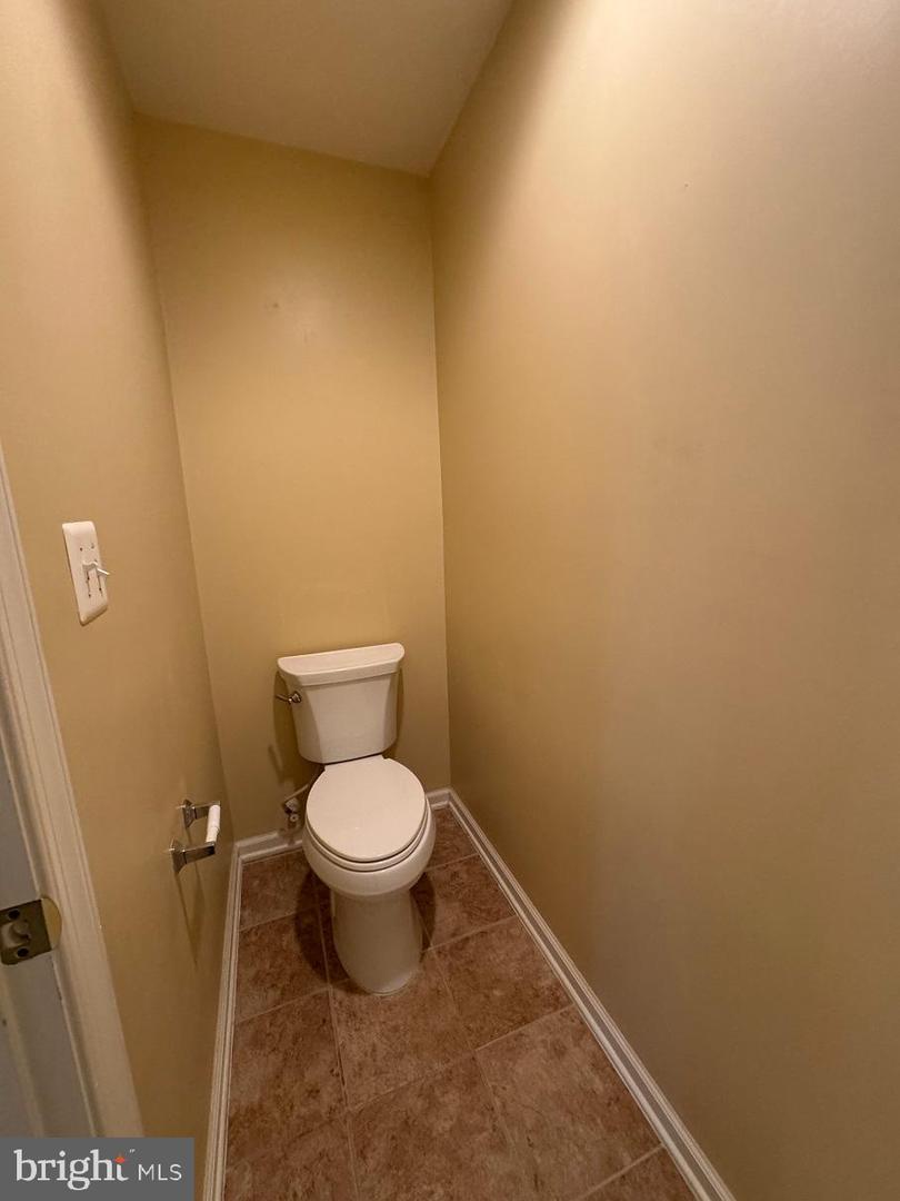 1719 IDLEWILD BLVD, FREDERICKSBURG, Virginia 22401, 3 Bedrooms Bedrooms, 10 Rooms Rooms,3 BathroomsBathrooms,Residential,For sale,1719 IDLEWILD BLVD,VAFB2008254 MLS # VAFB2008254