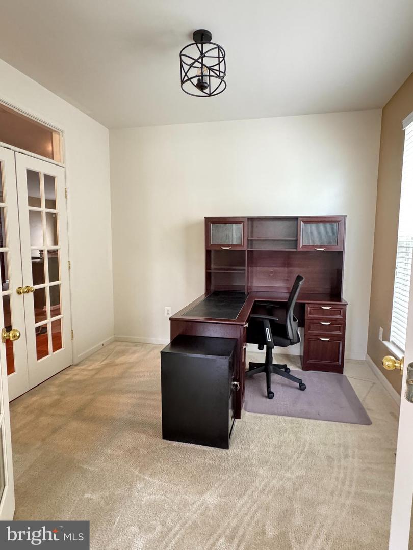 1719 IDLEWILD BLVD, FREDERICKSBURG, Virginia 22401, 3 Bedrooms Bedrooms, 10 Rooms Rooms,3 BathroomsBathrooms,Residential,For sale,1719 IDLEWILD BLVD,VAFB2008254 MLS # VAFB2008254