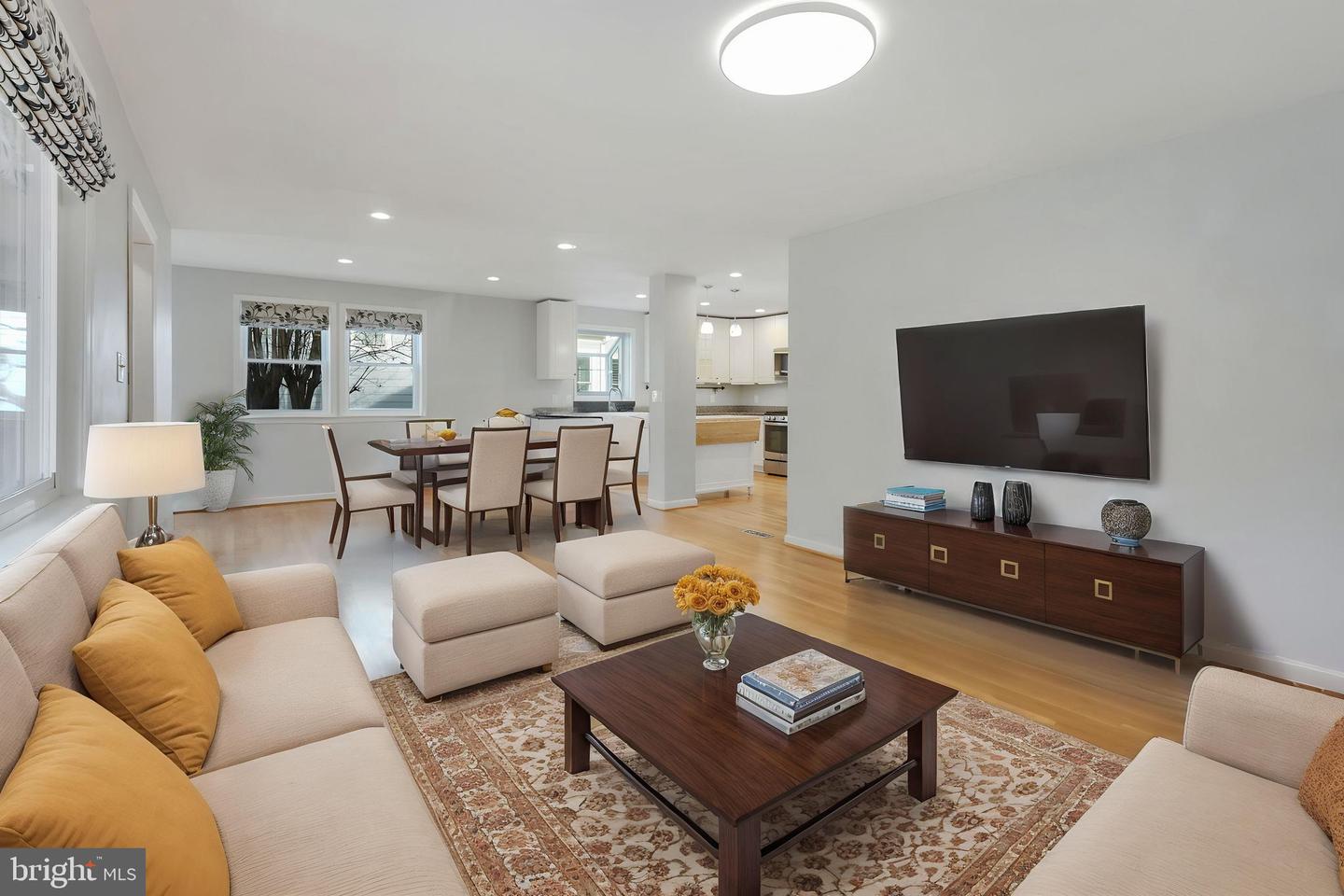 1305 S BUCHANAN ST S, ARLINGTON, Virginia 22204, 4 Bedrooms Bedrooms, ,2 BathroomsBathrooms,Residential,For sale,1305 S BUCHANAN ST S,VAAR2057478 MLS # VAAR2057478