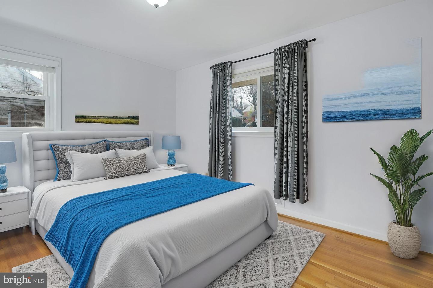 1305 S BUCHANAN ST S, ARLINGTON, Virginia 22204, 4 Bedrooms Bedrooms, ,2 BathroomsBathrooms,Residential,For sale,1305 S BUCHANAN ST S,VAAR2057478 MLS # VAAR2057478