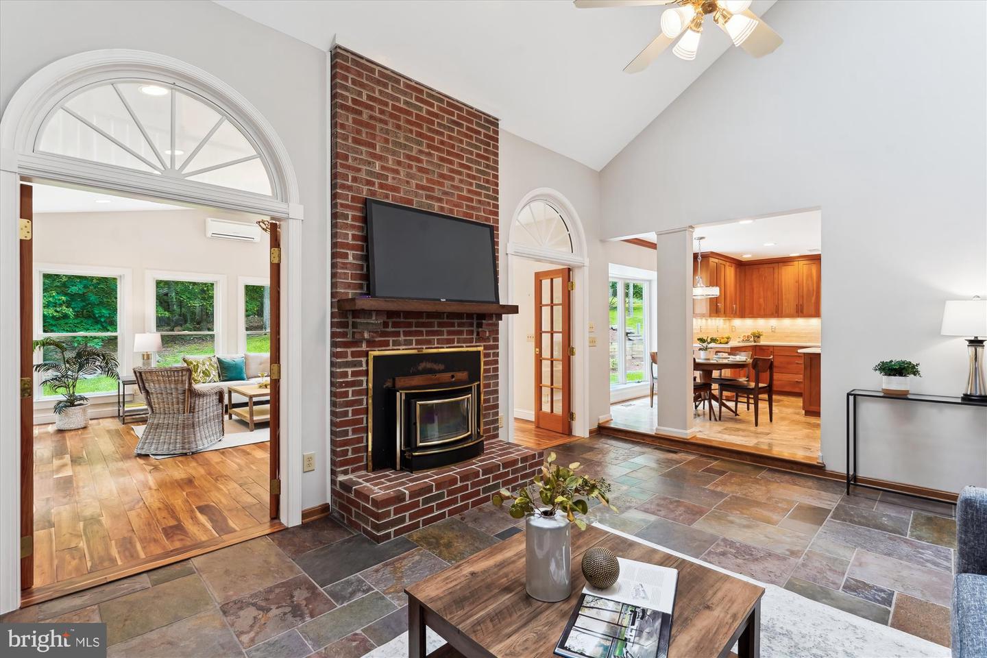 3415 MILLER HEIGHTS RD, OAKTON, Virginia 22124, 4 Bedrooms Bedrooms, ,4 BathroomsBathrooms,Residential,For sale,3415 MILLER HEIGHTS RD,VAFX2241160 MLS # VAFX2241160