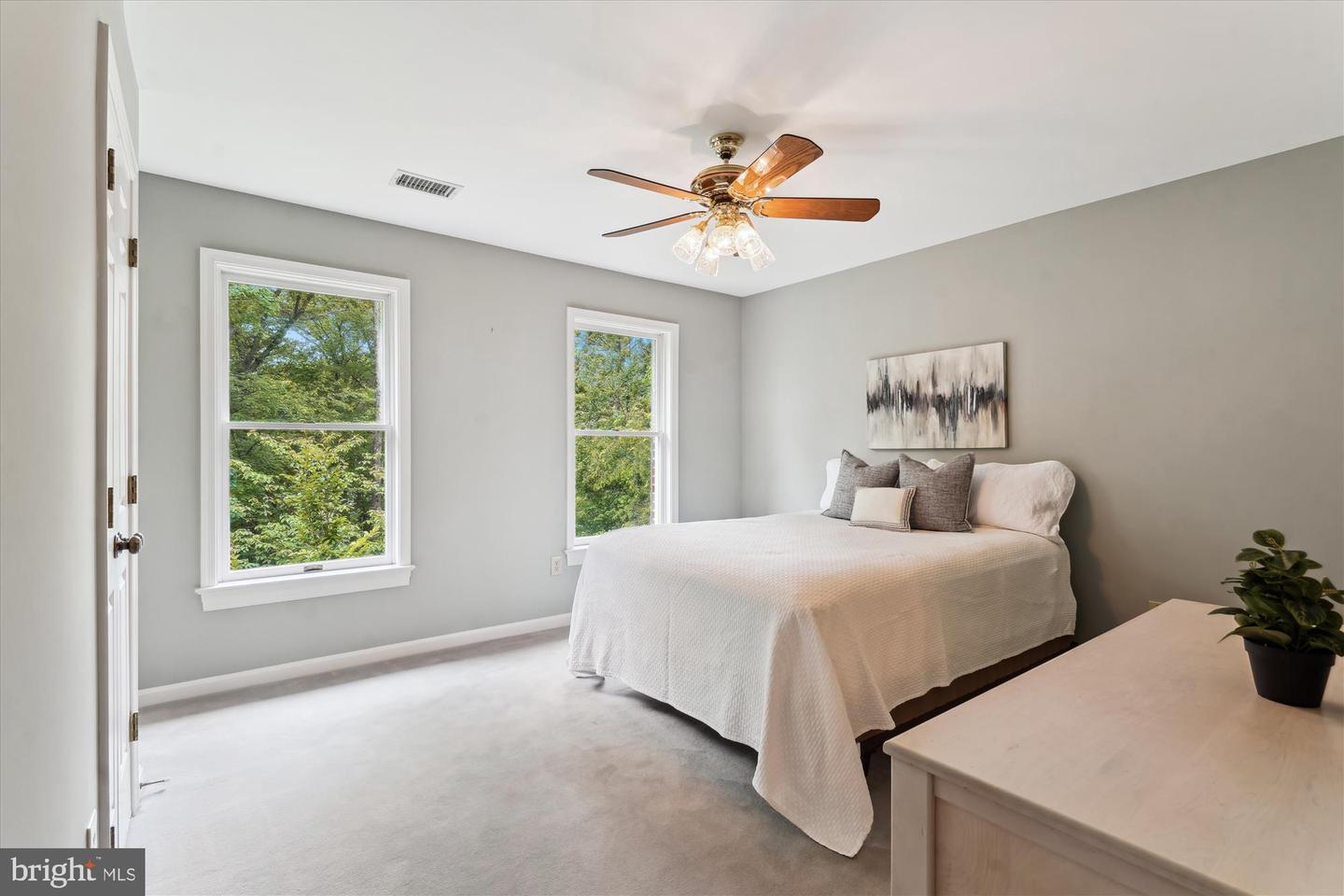 3415 MILLER HEIGHTS RD, OAKTON, Virginia 22124, 4 Bedrooms Bedrooms, ,4 BathroomsBathrooms,Residential,For sale,3415 MILLER HEIGHTS RD,VAFX2241160 MLS # VAFX2241160