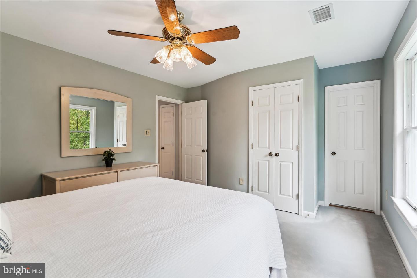 3415 MILLER HEIGHTS RD, OAKTON, Virginia 22124, 4 Bedrooms Bedrooms, ,4 BathroomsBathrooms,Residential,For sale,3415 MILLER HEIGHTS RD,VAFX2241160 MLS # VAFX2241160