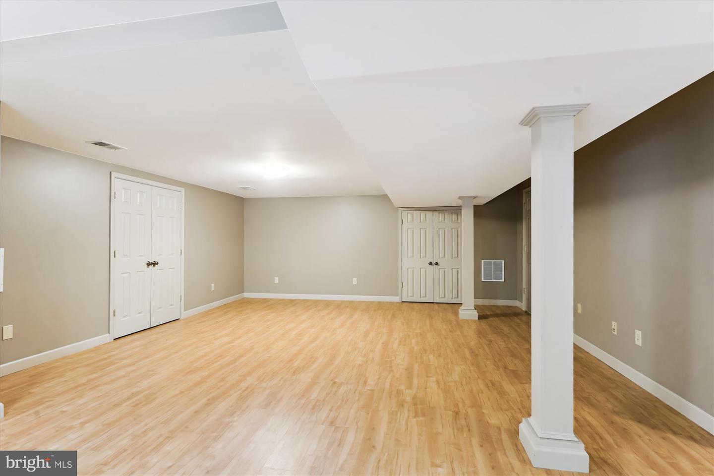 3415 MILLER HEIGHTS RD, OAKTON, Virginia 22124, 4 Bedrooms Bedrooms, ,4 BathroomsBathrooms,Residential,For sale,3415 MILLER HEIGHTS RD,VAFX2241160 MLS # VAFX2241160