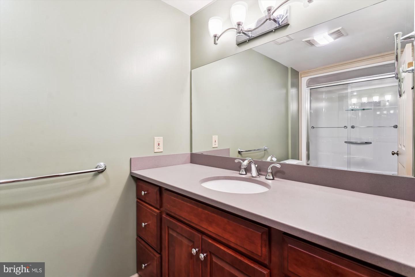 3415 MILLER HEIGHTS RD, OAKTON, Virginia 22124, 4 Bedrooms Bedrooms, ,4 BathroomsBathrooms,Residential,For sale,3415 MILLER HEIGHTS RD,VAFX2241160 MLS # VAFX2241160
