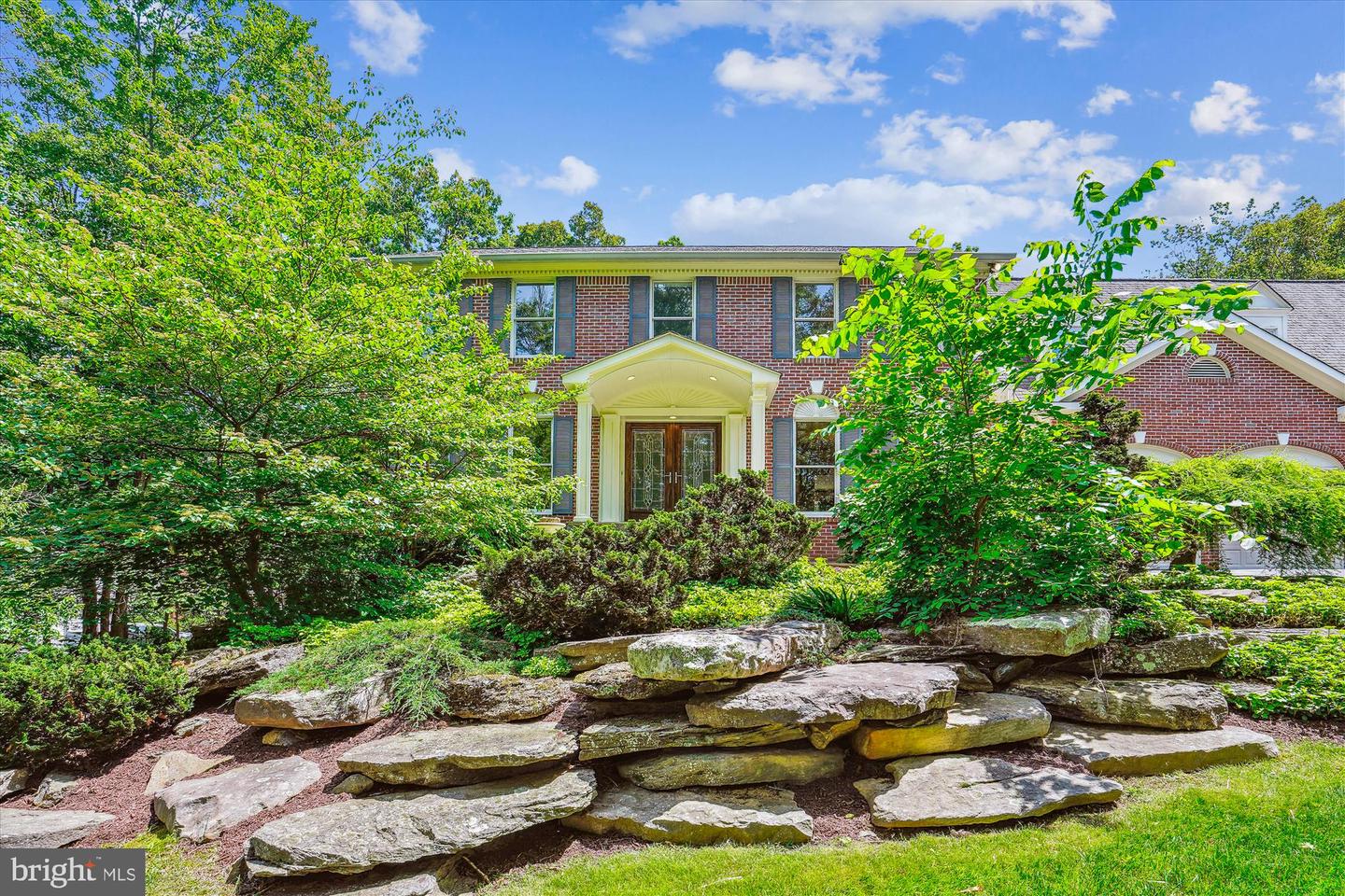 3415 MILLER HEIGHTS RD, OAKTON, Virginia 22124, 4 Bedrooms Bedrooms, ,4 BathroomsBathrooms,Residential,For sale,3415 MILLER HEIGHTS RD,VAFX2241160 MLS # VAFX2241160
