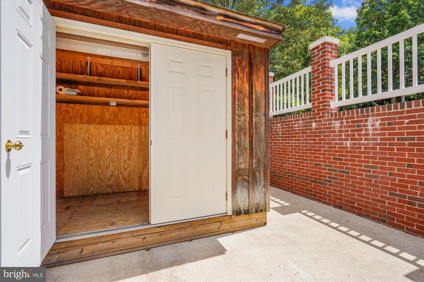 3415 MILLER HEIGHTS RD, OAKTON, Virginia 22124, 4 Bedrooms Bedrooms, ,4 BathroomsBathrooms,Residential,For sale,3415 MILLER HEIGHTS RD,VAFX2241160 MLS # VAFX2241160