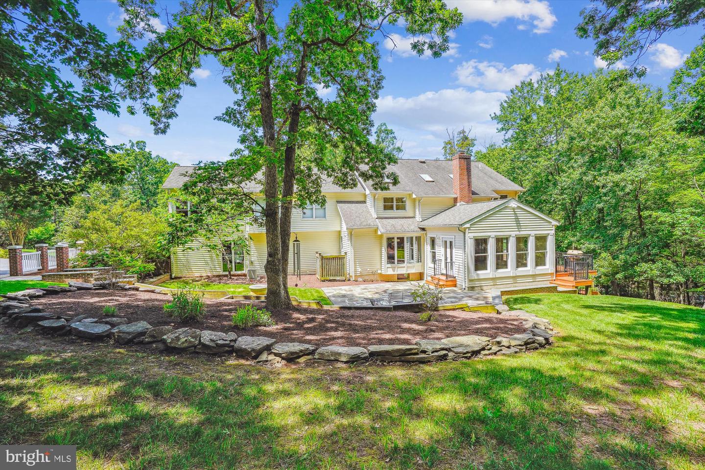 3415 MILLER HEIGHTS RD, OAKTON, Virginia 22124, 4 Bedrooms Bedrooms, ,4 BathroomsBathrooms,Residential,For sale,3415 MILLER HEIGHTS RD,VAFX2241160 MLS # VAFX2241160