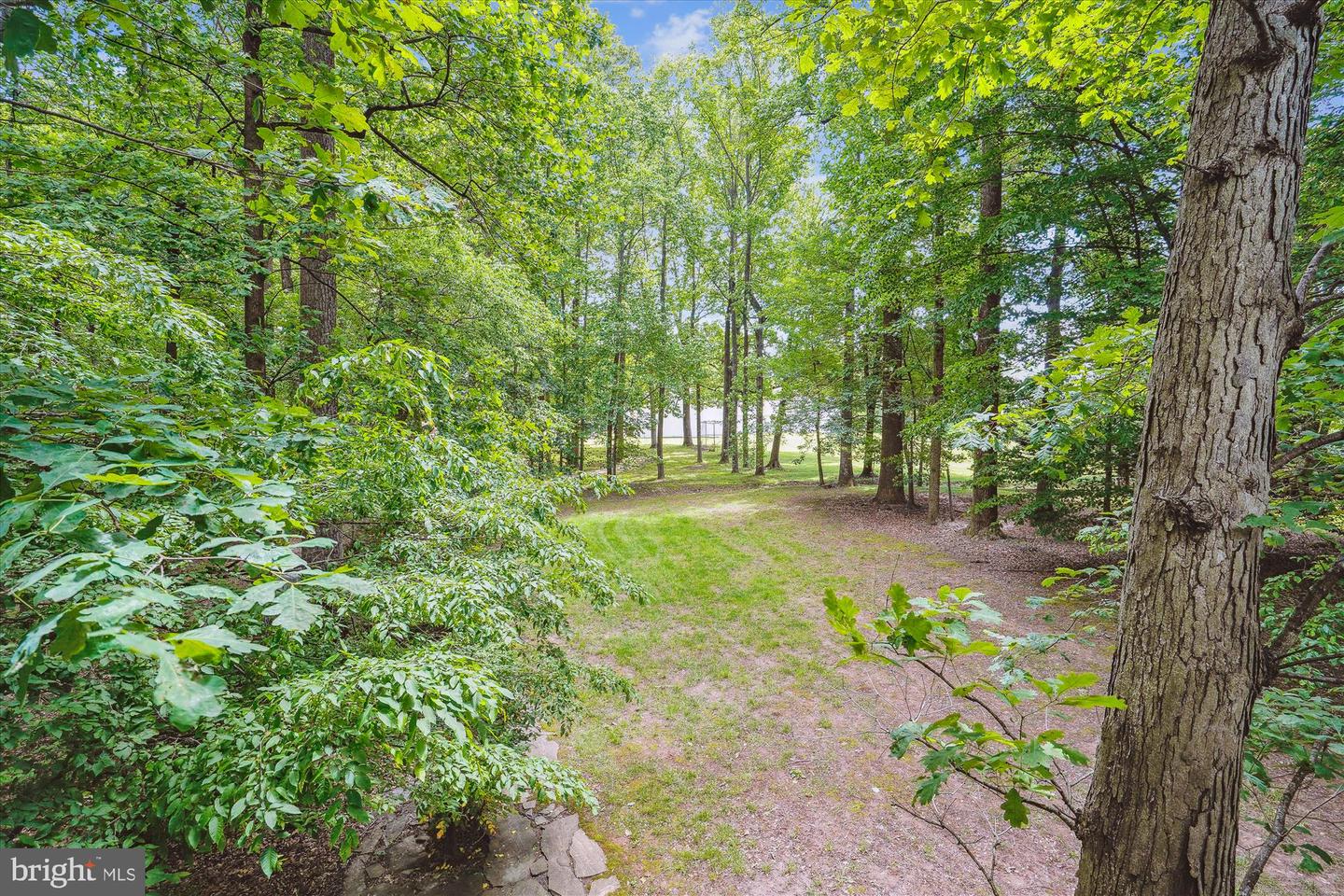 3415 MILLER HEIGHTS RD, OAKTON, Virginia 22124, 4 Bedrooms Bedrooms, ,4 BathroomsBathrooms,Residential,For sale,3415 MILLER HEIGHTS RD,VAFX2241160 MLS # VAFX2241160