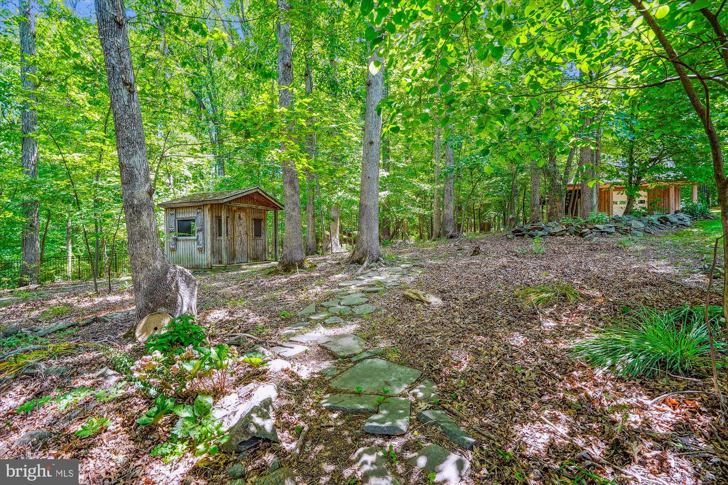 3415 MILLER HEIGHTS RD, OAKTON, Virginia 22124, 4 Bedrooms Bedrooms, ,4 BathroomsBathrooms,Residential,For sale,3415 MILLER HEIGHTS RD,VAFX2241160 MLS # VAFX2241160