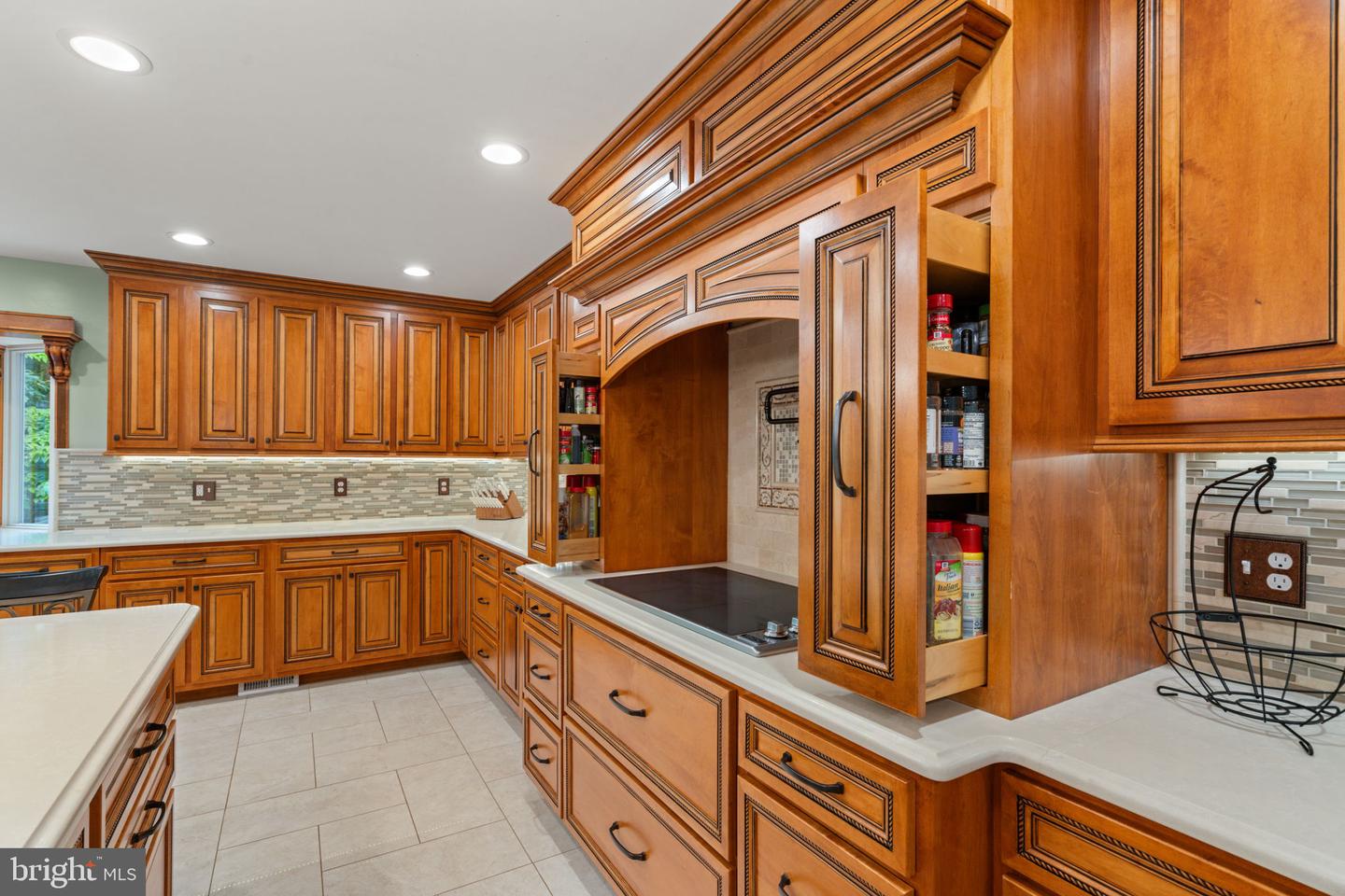 12522 SPRING DR, MANASSAS, Virginia 20112, 5 Bedrooms Bedrooms, ,3 BathroomsBathrooms,Residential,For sale,12522 SPRING DR,VAPW2094928 MLS # VAPW2094928