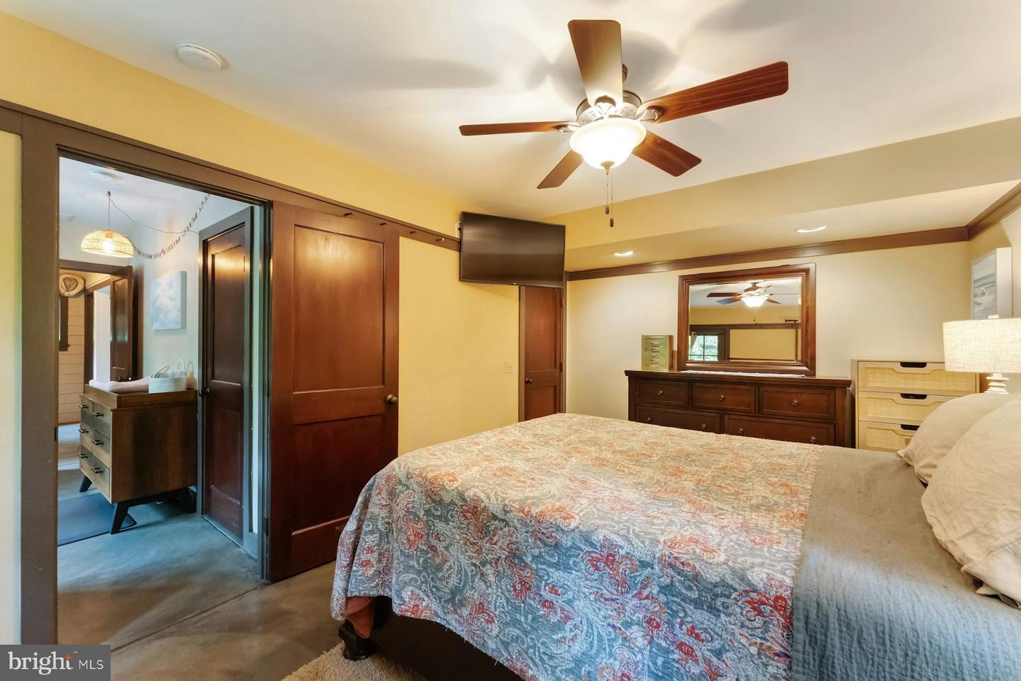 13487 MIDLANDS FARM LN, LOVETTSVILLE, Virginia 20180, 3 Bedrooms Bedrooms, ,2 BathroomsBathrooms,Residential,For sale,13487 MIDLANDS FARM LN,VALO2097336 MLS # VALO2097336