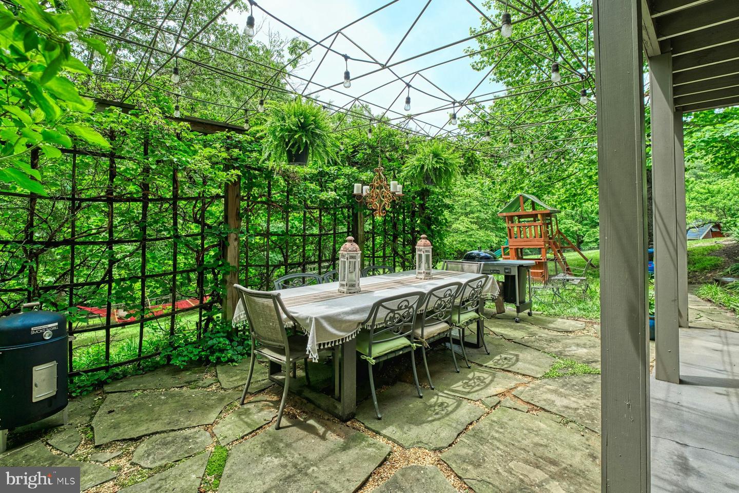 13487 MIDLANDS FARM LN, LOVETTSVILLE, Virginia 20180, 3 Bedrooms Bedrooms, ,2 BathroomsBathrooms,Residential,For sale,13487 MIDLANDS FARM LN,VALO2097336 MLS # VALO2097336