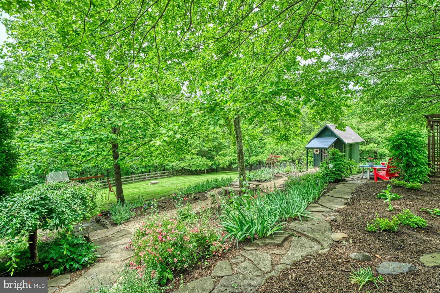 13487 MIDLANDS FARM LN, LOVETTSVILLE, Virginia 20180, 3 Bedrooms Bedrooms, ,2 BathroomsBathrooms,Residential,For sale,13487 MIDLANDS FARM LN,VALO2097336 MLS # VALO2097336