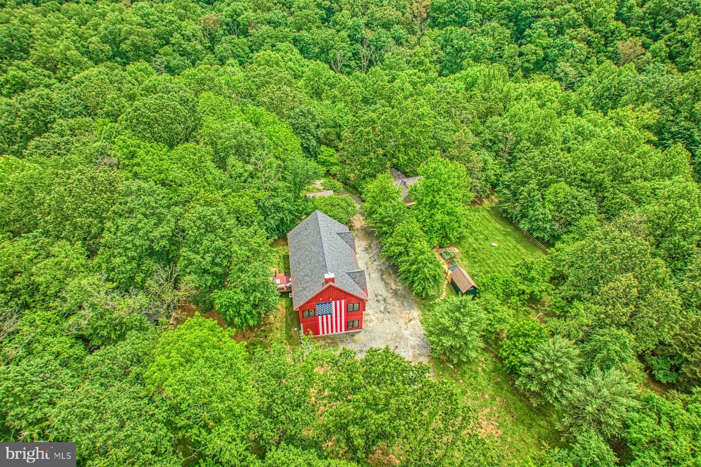 13487 MIDLANDS FARM LN, LOVETTSVILLE, Virginia 20180, 3 Bedrooms Bedrooms, ,2 BathroomsBathrooms,Residential,For sale,13487 MIDLANDS FARM LN,VALO2097336 MLS # VALO2097336